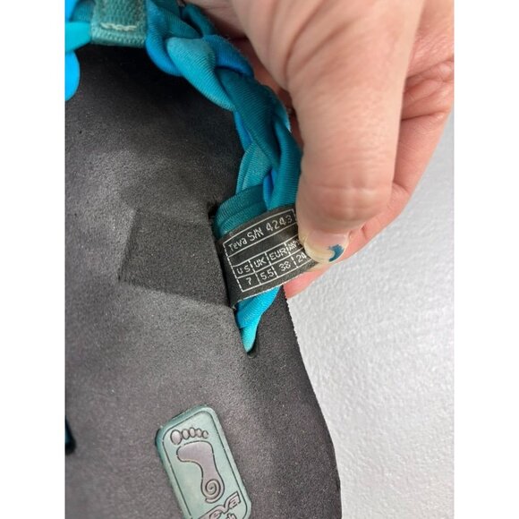 Teva women's 7 black blue braided strap‎ thong flip flop sandals - Picture 4 of 5